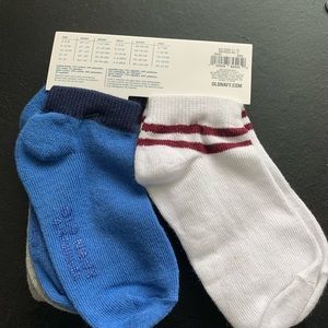 Old Navy boys socks sz 4T
